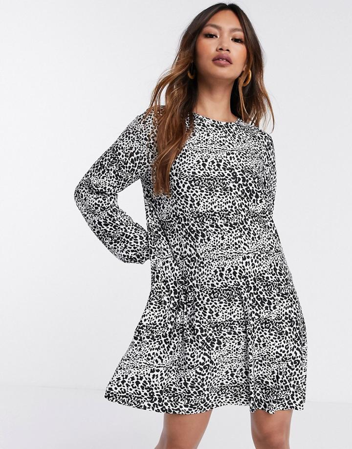 Stradivarius Pleated Dress Black & White Print