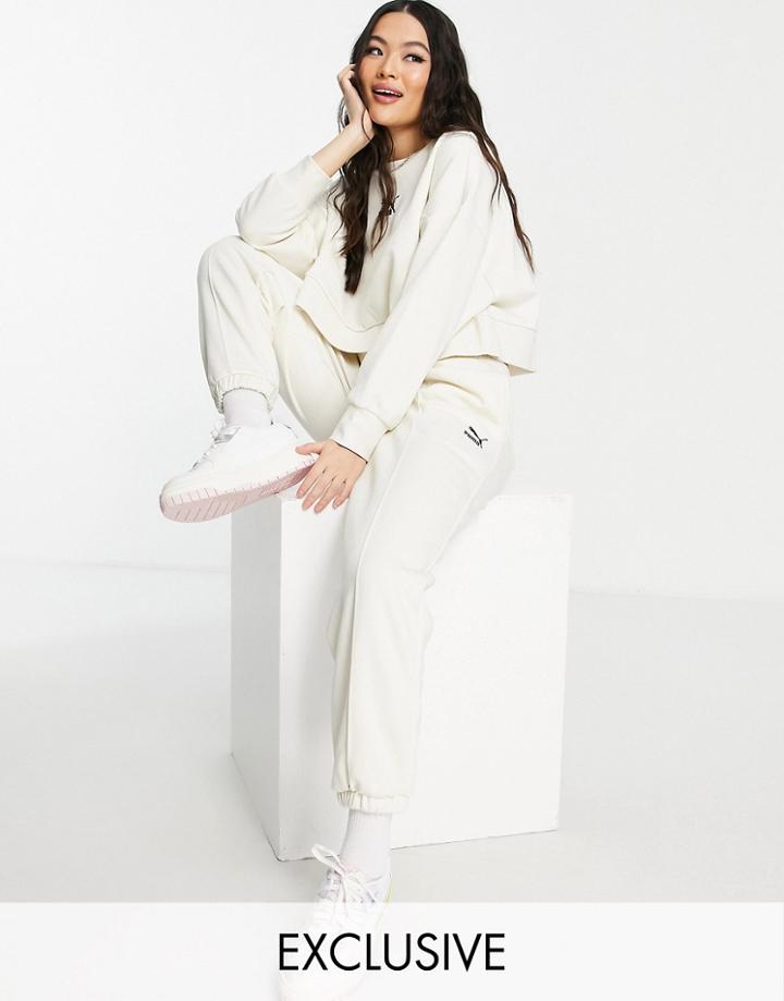 Puma Oversized Pleated Sweatpants In Off White - Exclusive To Asos