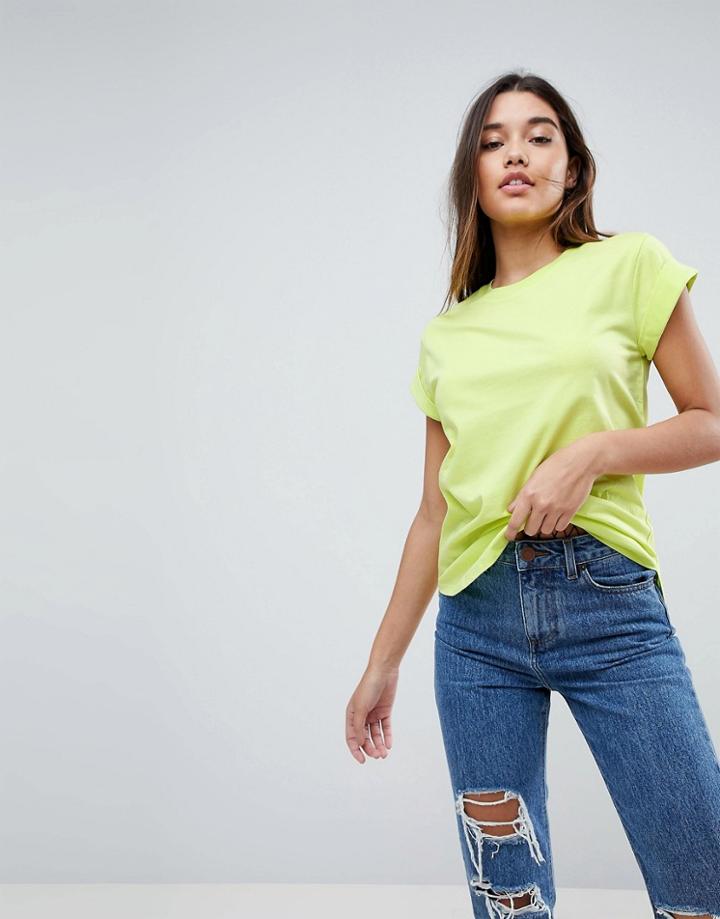 Asos T-shirt In Boyfriend Fit With Rolled Sleeve And Curved Hem - Yellow