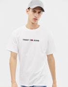 Tommy Jeans Regular Fit T-shirt With Chest Logo In White - White