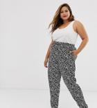 New Look Curve Spot Jogger In Black Pattern