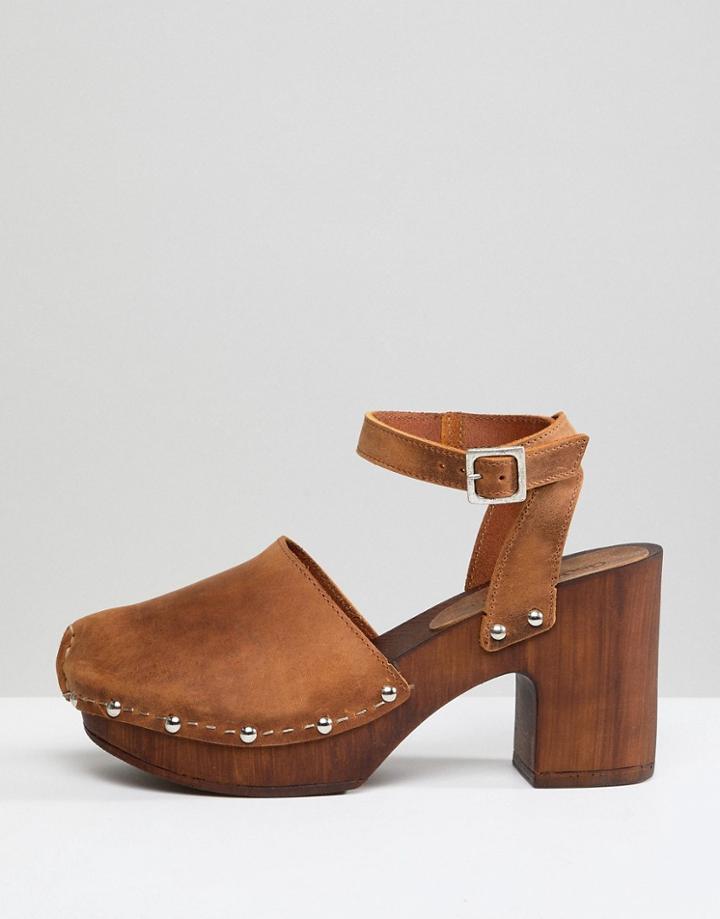 Asos Design Tinker Leather Clogs - Beige