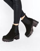 New Look Velvet Chunky Boot - Black