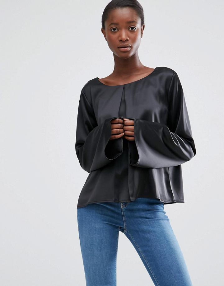 Minimum Moves Hiva Flared Sleeve Blouse - Black