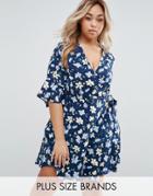 Yumi Plus Wrap Dress In Floral Print - Navy