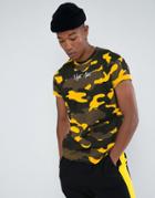 Night Addict Camo T-shirt With Embroidered Slogan - Yellow