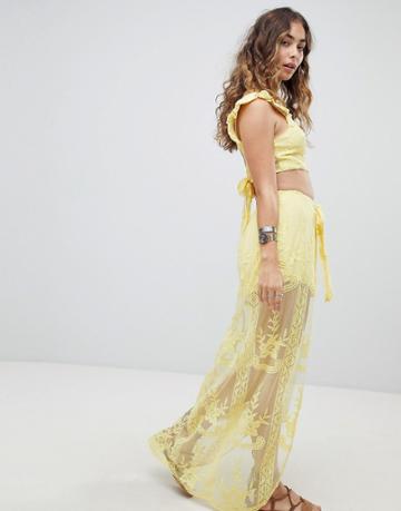 Kiss The Sky Shorts With Maxi Layer In Lace Co-ord - Yellow