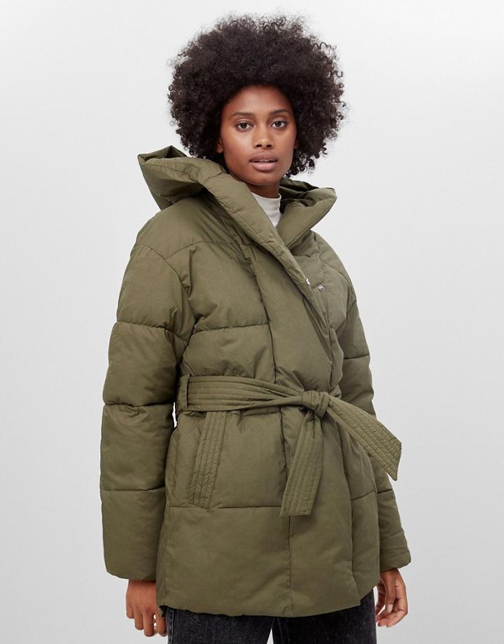 Bershka Belted Padded Puffer Jacket With Hood In Khaki-green