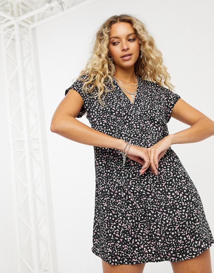 Vila V Neck Oversize Dress In Black