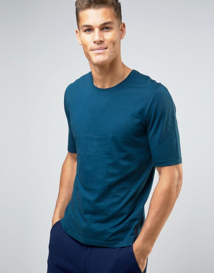 Sisley T-shirt With Back Raglan Detail - Blue