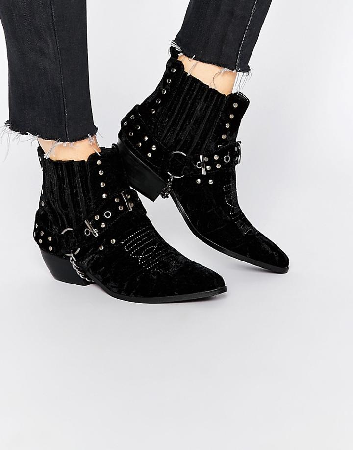 Yru Laso Western Ankle Boots - Black