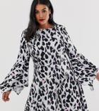 Unique21 Hero Neon Leopard Flared Sleeve Skater Dress - Gray