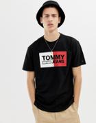 Tommy Jeans Regular Fit T-shirt With Split Box Logo In Black - Black