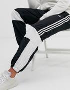 Adidas Originals Sweatpants With Colourblocking In Black