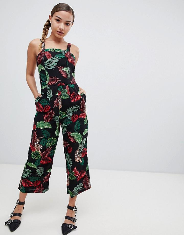 Qed London Tie Back Jumpsuit In Leaf Print - Black