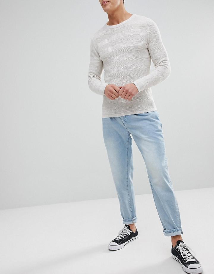 Noak Double Pleat Jean In Light Wash - Blue