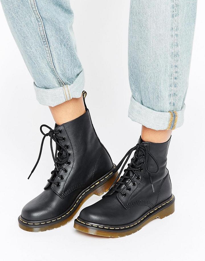 Dr Martens 1460 Pascal 8-eye Boots-black