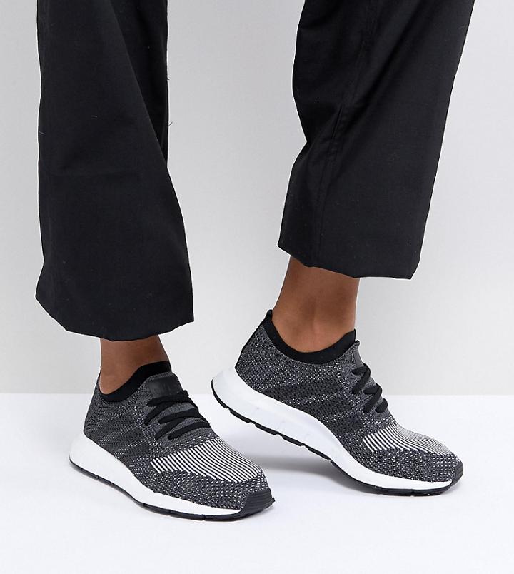 Adidas Originals Swift Run Primeknit Sneakers In Black - Black