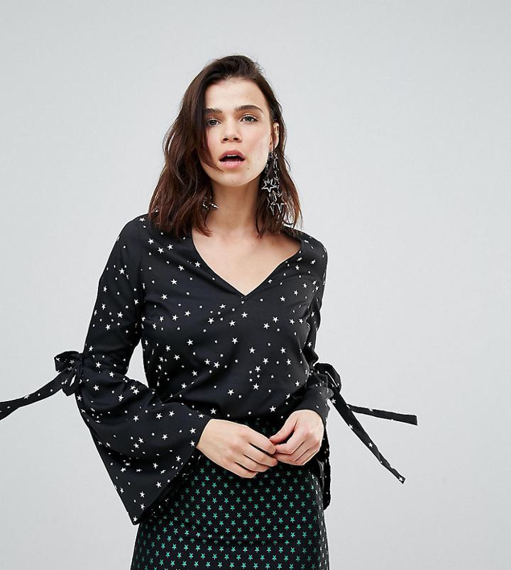 Influence Tall Star Print Flare Sleeve Top - White