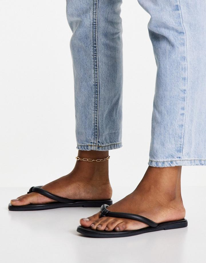Lipsy Padded Strap Flip Flop In Black