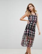 Rd & Koko Embrodiered Floral Midi Dress - Black