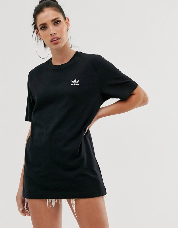 Adidas Originals Essential Mini Logo T-shirt In Black