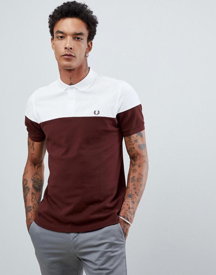Fred Perry Paneled Pique Polo In White/burgundy - White