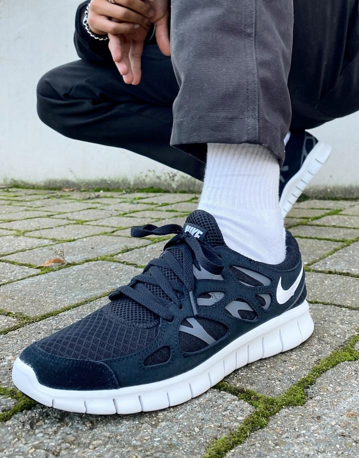 Nike Free Run 2 Sneakers In Black