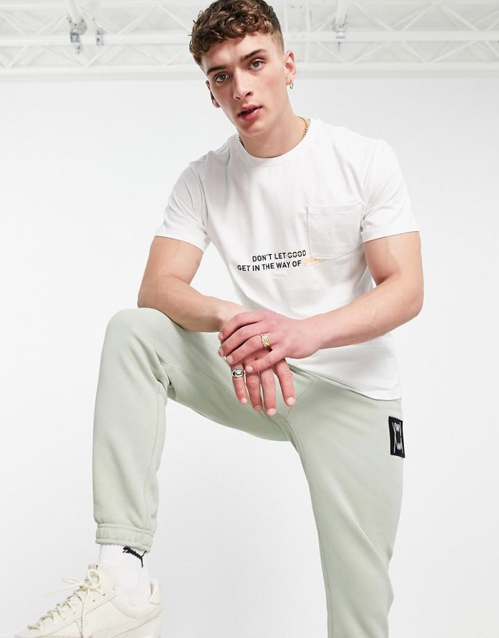 Puma Hoops Slogan Pocket T-shirt In White