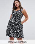 Closet Plus Skater Dress In Floral Print - Black
