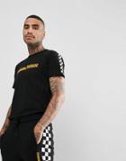 Criminal Damage T-shirt In Black With Checkerboard Stripe - Black