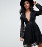 Sisters Of The Tribe Long Sleeved Plunge Lace Dress - Black