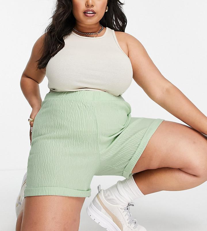 Vero Moda Curve Textured Shorts In Green - Part Of A Set