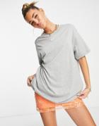 Nike Central Swoosh Oversized Boyfriend T-shirt In Gray