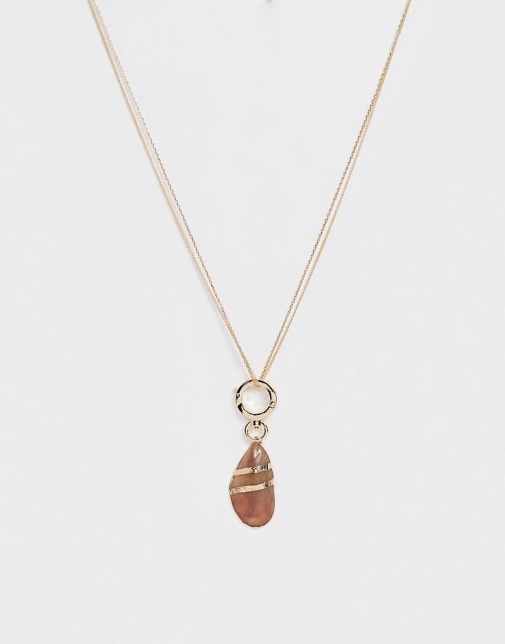 Asos Design Multirow Necklace With Hardware And Faux Shell Pendant In Gold Tone - Gold