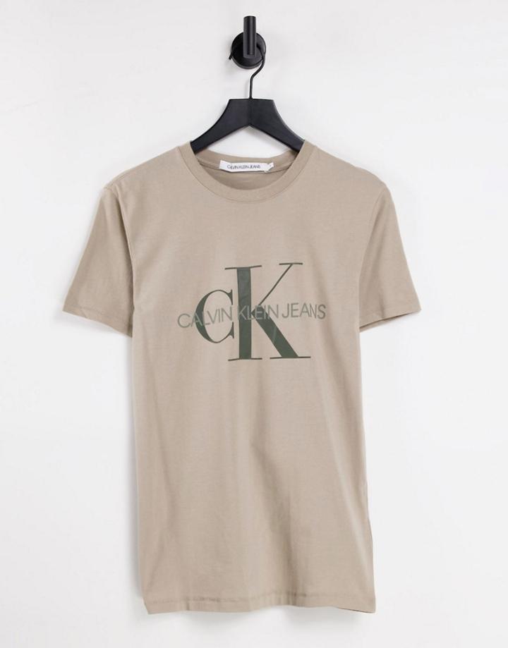 Calvin Klein Jeans Monogram Logo T-shirt In Stone-neutral