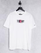 Tommy Jeans Timeless Central Logo Box Short Sleeved T-shirt In White