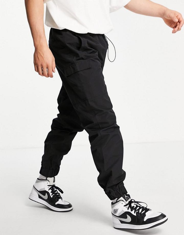 Mennace Nylon Cargo Pants In Black