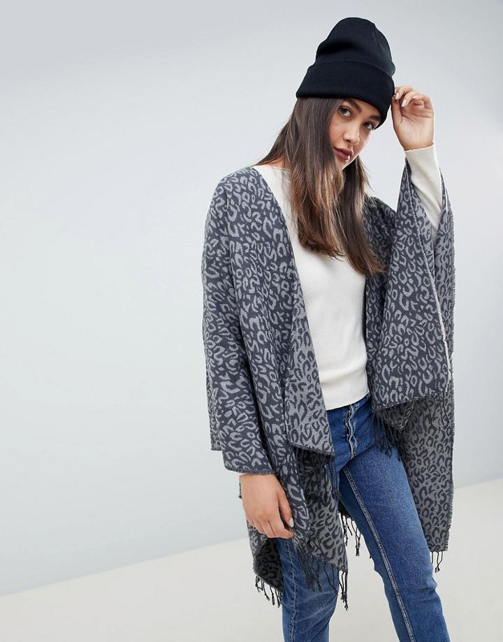 Brave Soul Leo Fringed Cape - Black