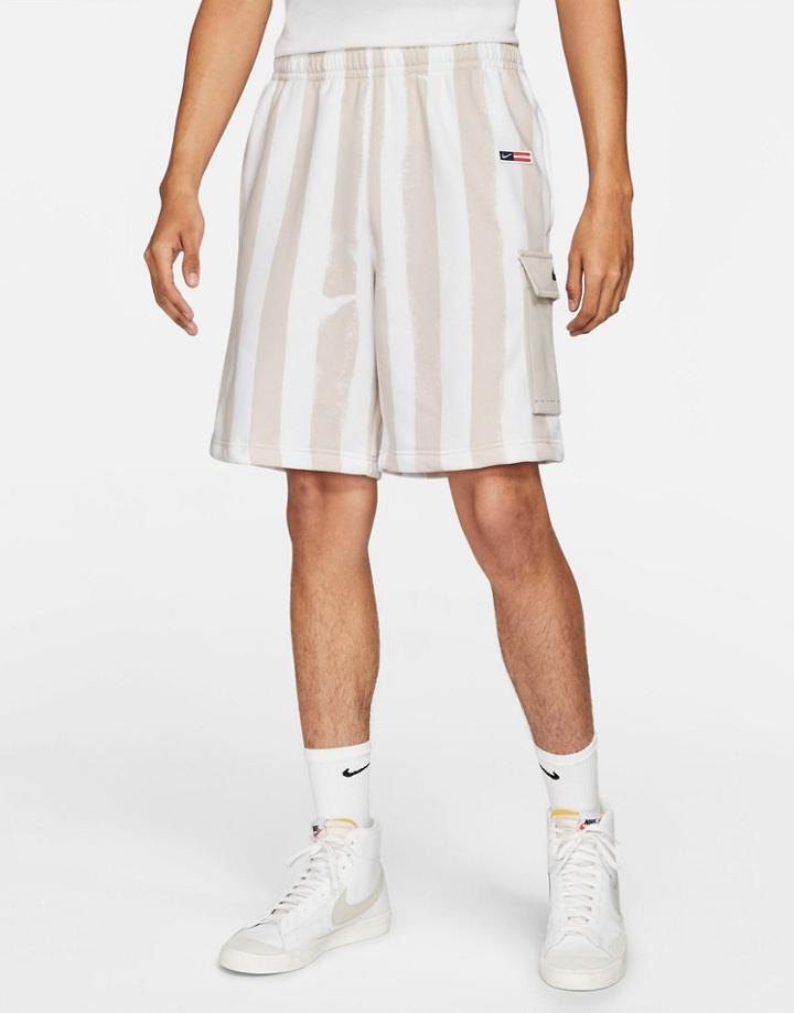 Nike Rwd Pack Stripe Cargo Shorts In Sand/white-neutral