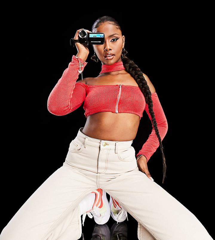 Asyou Knit Choker Crop Top In Red