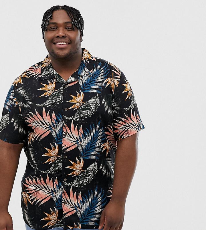 Only & Sons Short Sleeve Revere Collar Shirt In All Over Print - Black