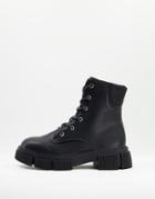 New Look Chunky Sole Lace Up Flat Boot In Black