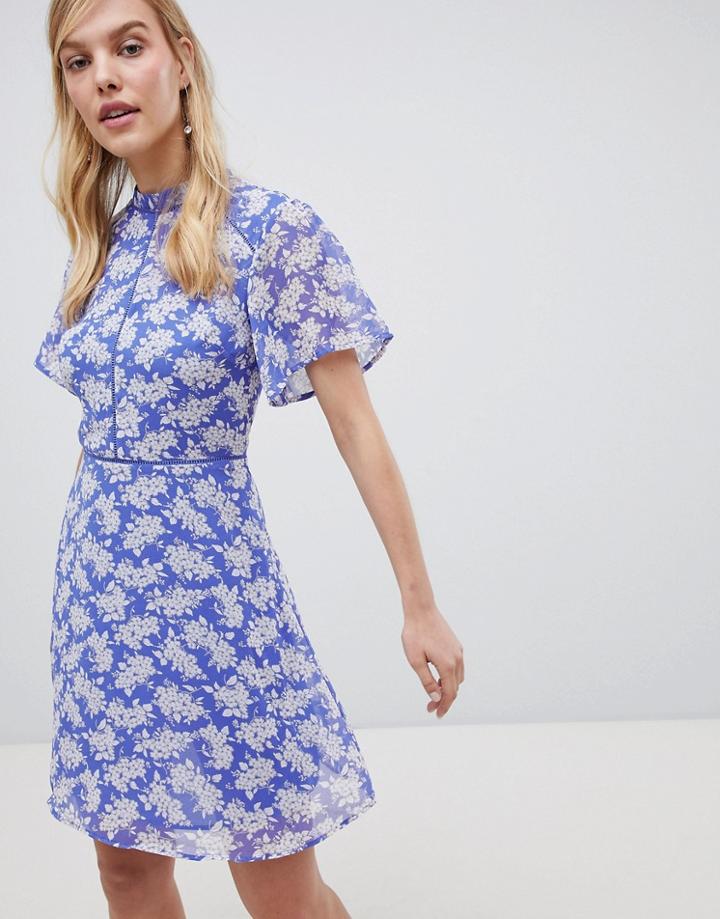 Oasis Tea Dress With High Neck In Blue Floral Print - Multi