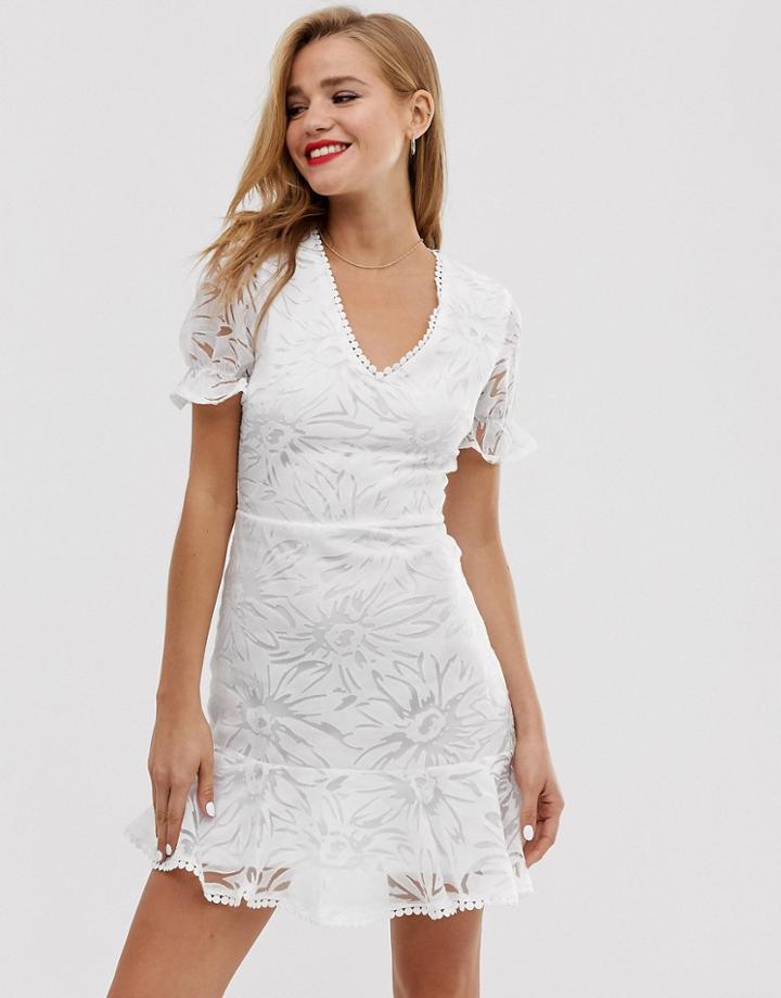 Parisian Mini Tea Dress In Floral Devore - White