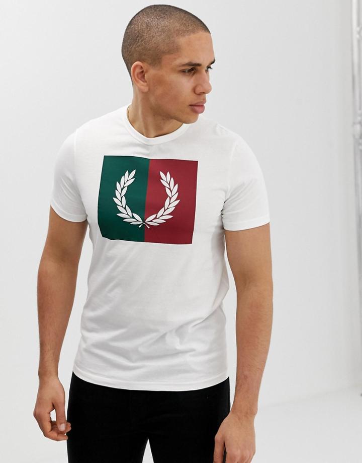 Fred Perry Color Block Wreath T-shirt In White - White
