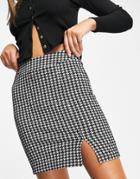 Vero Moda Frsh Mini Skirt In Black Plaid-multi