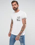 New Look T-shirt With Leaf Print Pocket In White - White