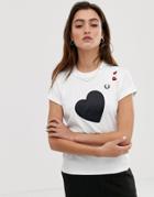 Fred Perry X Amy Winehouse Foundation Heart Detail T-shirt