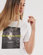 Jdy Photographic 'hidden Truth' T-shirt - Cream
